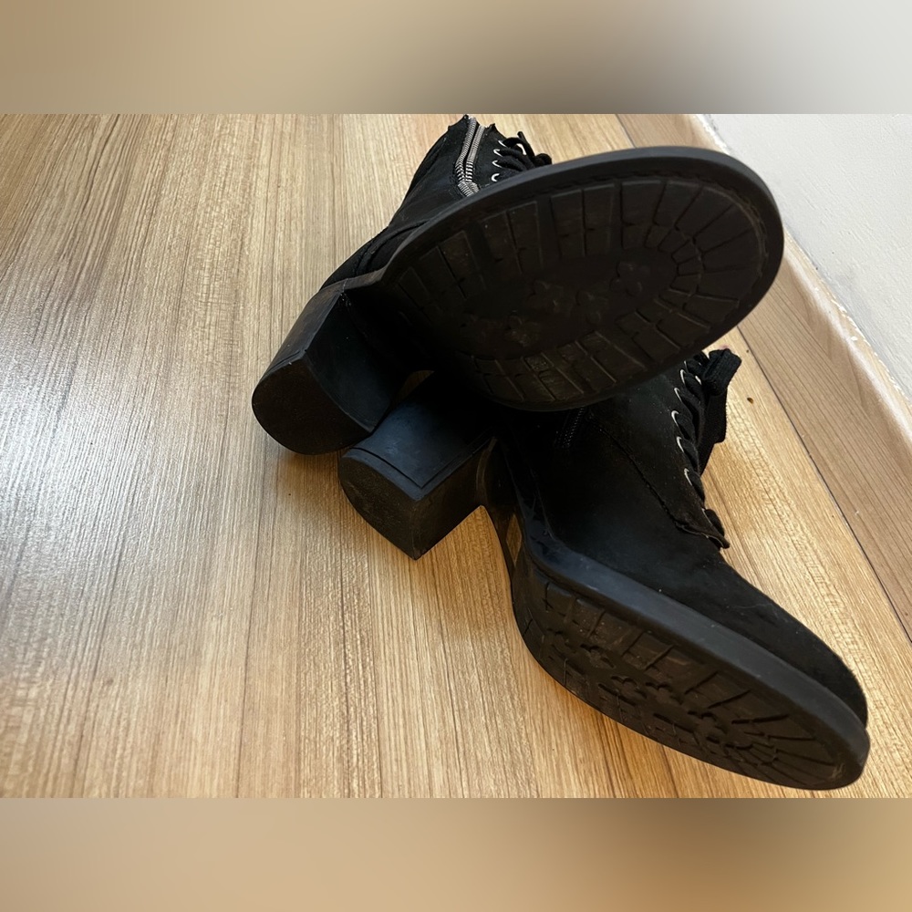 Truffle Collection Lace Up Ankle Boots - Picture 6 of 13